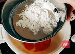 芒果猕猴桃生日蛋糕的做法图解5