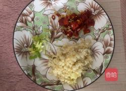 蒜蓉花甲粉丝煲的做法图解2