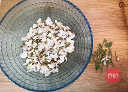 飘香槐花鸡蛋的做法图解1