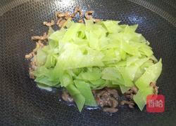 牛肉丝炒莴笋片的做法图解6