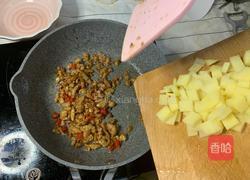 土豆肉沫拌饭的做法图解6