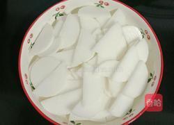 芹菜萝卜炒牛肉的做法图解1