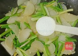 芹菜萝卜炒牛肉的做法图解12