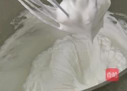 安慕希酸奶戚风蛋糕的做法图解2