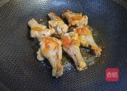 鸡翅根烧荷兰豆的做法图解5