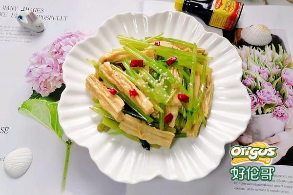 芹菜拌腐竹