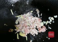 腐竹木耳烧面筋的做法图解5