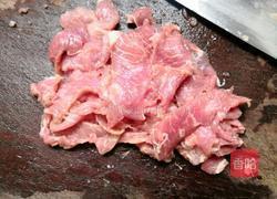 肉片炒苦瓜的做法图解2