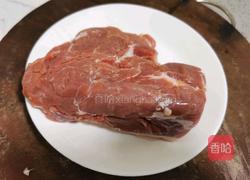 小麦芹炒牛肉的做法图解1