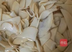 鸡腿菇炒肉的做法图解6