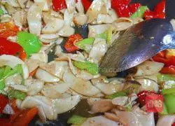 Illustration of how to stir-fry chicken leg mushrooms with meat 9