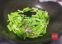 蒜苔炒牛肉的做法图解13