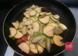 番茄炒西葫芦的做法图解11
