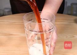 银耳马蹄鲜奶茶的做法图解3