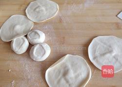 韭菜鸡蛋饺子的做法图解16