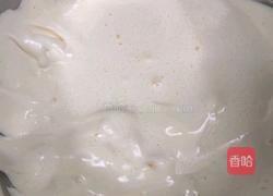 草莓奶油杯子蛋糕的做法图解7