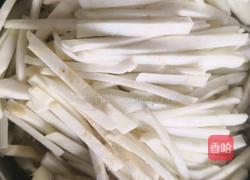 清炒茄子丝的做法图解1