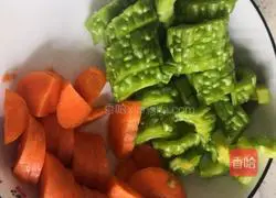 Bitter melon, tofu and carrot recipe illustration 2