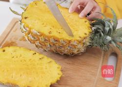 菠萝咕噜肉的做法图解1