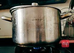 花生黄豆白萝卜鸡汤的做法图解8