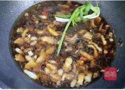 加上这个,卤肉饭香滑软嫩,好吃不腻的做法图解6