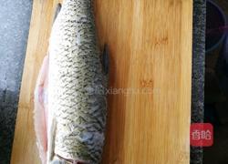 家常酸菜鱼的做法图解1