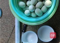 自制流油咸鸭蛋的做法图解2