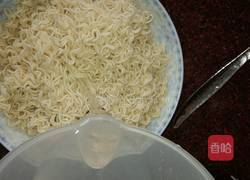 冬菇拌面的做法图解3