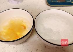 葡萄干—桃胶银耳羹的做法图解2