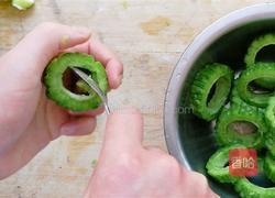 苦瓜酿土豆泥的做法图解2