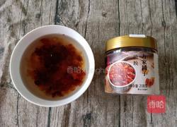 桃胶莲子银耳羹（美容养颜)的做法图解2