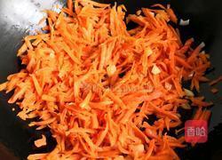胡萝卜丝炒豆芽的做法图解4