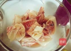 猪尾巴勾兔子的做法图解5