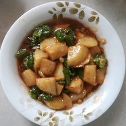 辣椒烧土豆的做法[图]