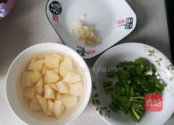 辣椒烧土豆的做法图解2
