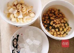 莲子百合豆浆的做法图解1