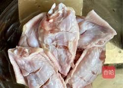 电饭煲蜜汁鸡翅的做法图解1