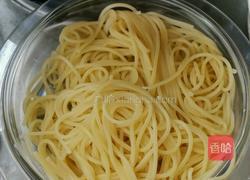红甜菜肉酱意大利面的做法图解7