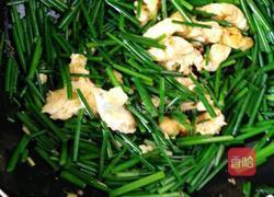 鸡蛋韭菜苔的做法图解4