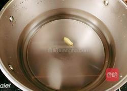 玉米胡萝卜鸡汤的做法图解5