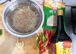 凉拌海蜇丝的做法图解1