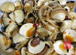 洋葱炒白贝的做法图解7