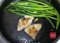 香煎爆汁鸡胸肉的做法图解4