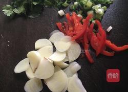 三文鱼头炖豆腐的做法图解5