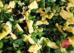 韭菜木耳鸡蛋饺子的做法图解4