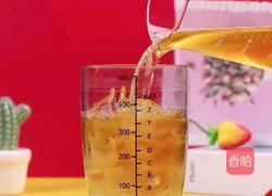 香茅莓莓水果茶的做法图解3