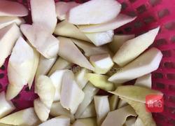 油闷茭白的做法图解2