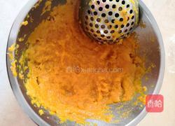 南瓜芝麻饼的做法图解2