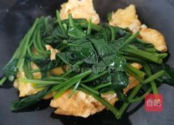 鸡蛋炒菠菜的做法图解4