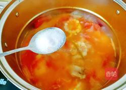 番茄玉米排骨汤的做法图解12